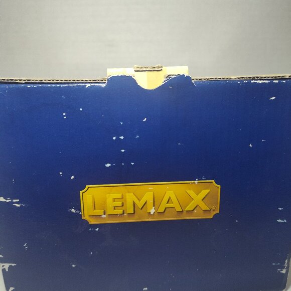 Lemax Swinging Couple Christmas Village Figurine – READ – Doesn’t Work - Picture 4 of 10